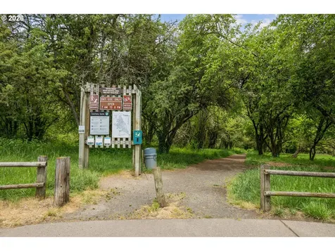 1397 Bonniebrae Drive Lake Oswego OR 97034