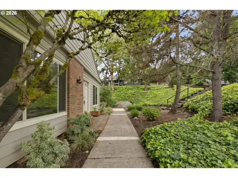1397 Bonniebrae Drive Lake Oswego OR 97034