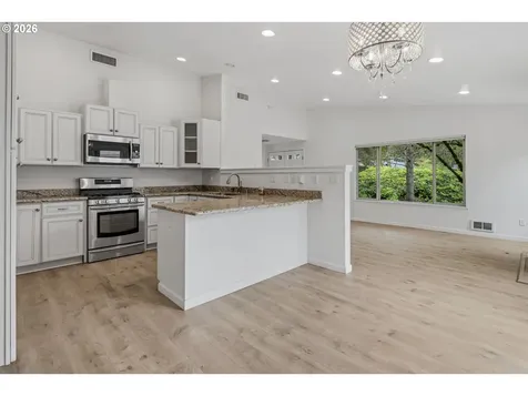 1397 Bonniebrae Drive Lake Oswego OR 97034