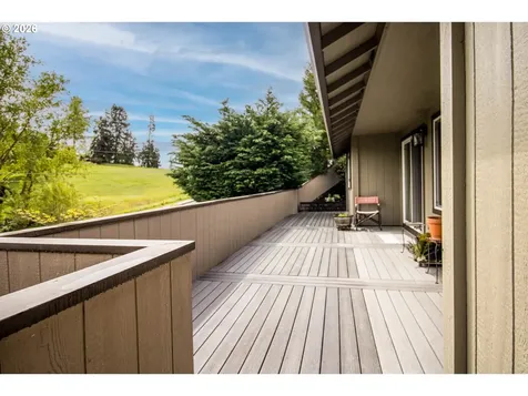 867 N Summerwood Street Roseburg OR 97471