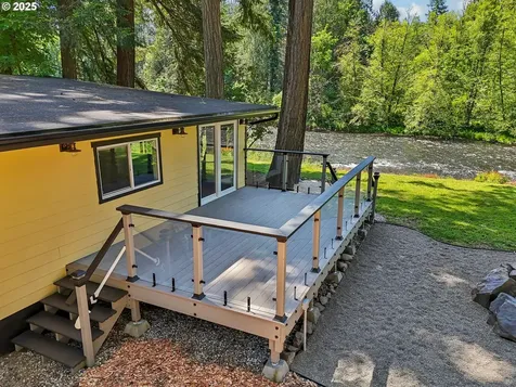 28831 SE Woods Road Eagle Creek OR 97022