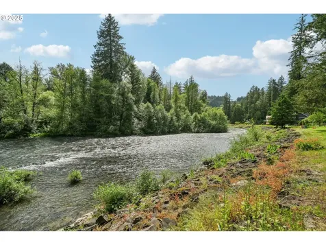 28831 SE Woods Road Eagle Creek OR 97022