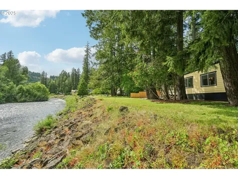 28831 SE Woods Road Eagle Creek OR 97022