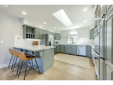 83471 S Cove Way Florence OR 97439