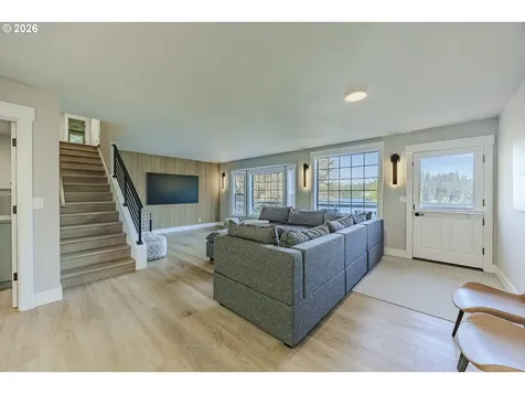83471 S Cove Way Florence OR 97439