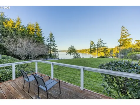 83471 S Cove Way Florence OR 97439