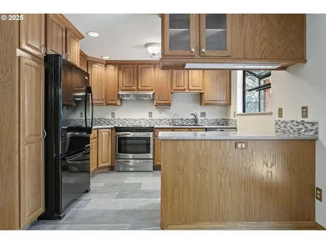 11118 SW 51st Avenue Portland OR 97219