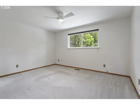 11118 SW 51st Avenue Portland OR 97219