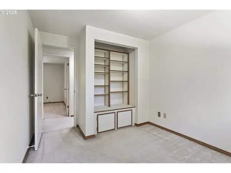 11118 SW 51st Avenue Portland OR 97219