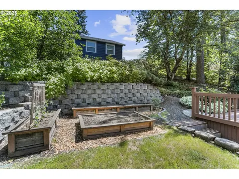 11118 SW 51st Avenue Portland OR 97219