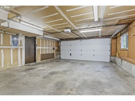 11118 SW 51st Avenue Portland OR 97219
