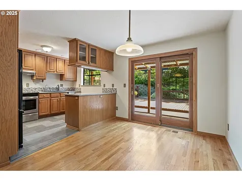 11118 SW 51st Avenue Portland OR 97219