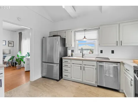 1303 Division Street Camas WA 98607