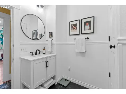 1303 Division Street Camas WA 98607