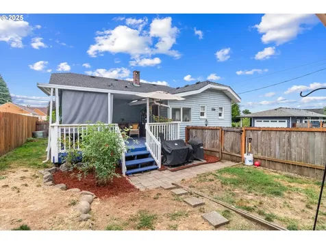1303 Division Street Camas WA 98607
