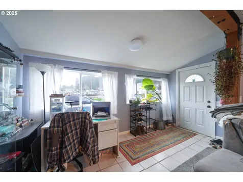 807 Garibaldi Avenue Garibaldi OR 97118