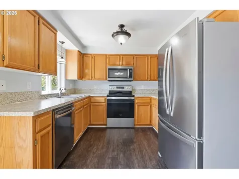 5201 9th Court SE Salem OR 97306