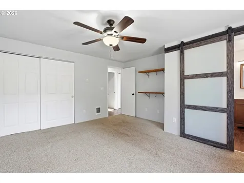 5201 9th Court SE Salem OR 97306