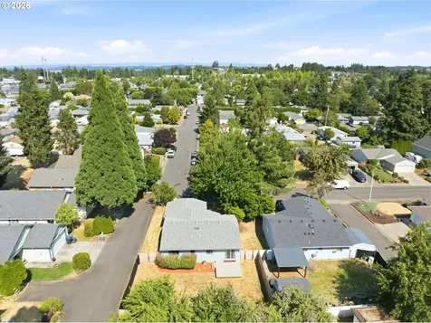 5201 9th Court SE Salem OR 97306