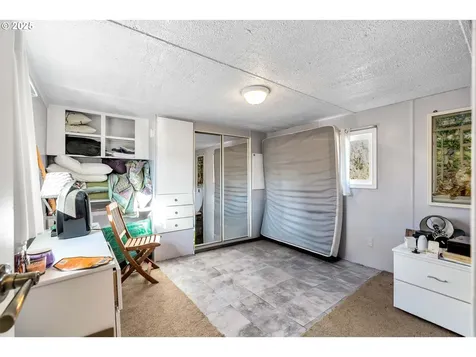 3346 Sunnyview Road NE Salem OR 97301