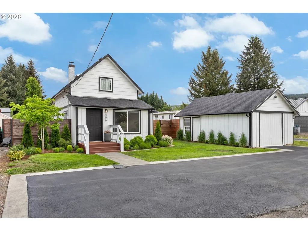 406 E Jones Street Yacolt WA 98675