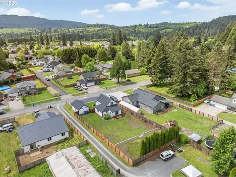 406 E Jones Street Yacolt WA 98675
