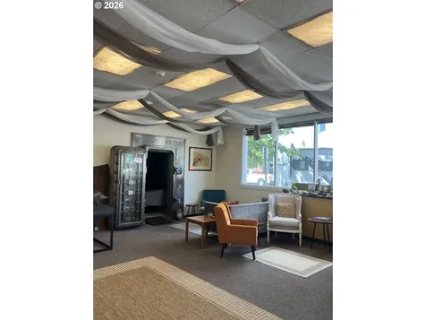 502 S Trade Street Amity OR 97101