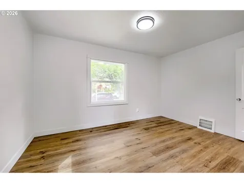 3136 NE 83rd Avenue Portland OR 97220