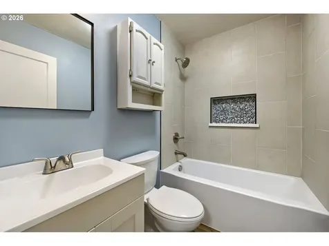 3136 NE 83rd Avenue Portland OR 97220