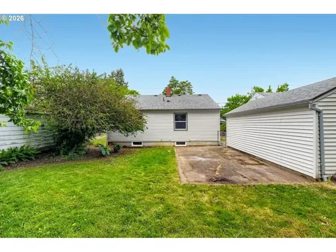 3136 NE 83rd Avenue Portland OR 97220
