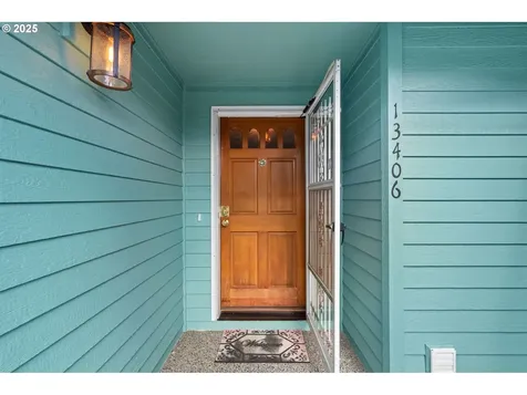13406 NW 42nd Avenue Vancouver WA 98685