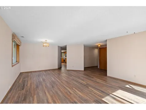13406 NW 42nd Avenue Vancouver WA 98685