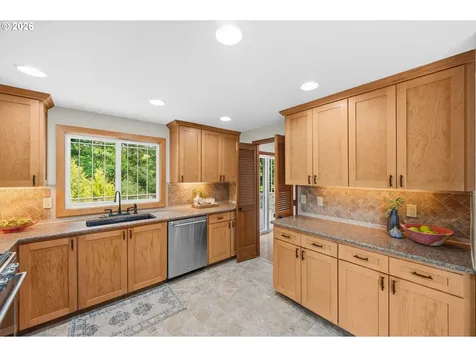 2730 SW Meyers Drive Gresham OR 97080