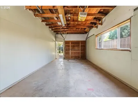 7910 N Mckenna Avenue Portland OR 97203