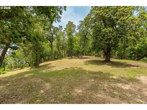 322 Monta Vista Lane Roseburg OR 97471