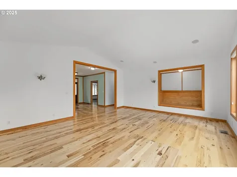322 Monta Vista Lane Roseburg OR 97471