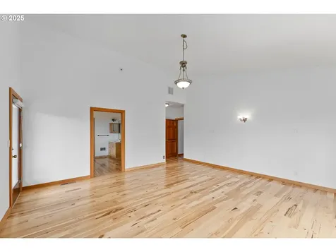 322 Monta Vista Lane Roseburg OR 97471
