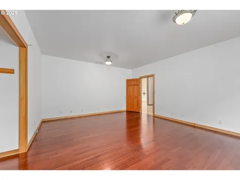 322 Monta Vista Lane Roseburg OR 97471