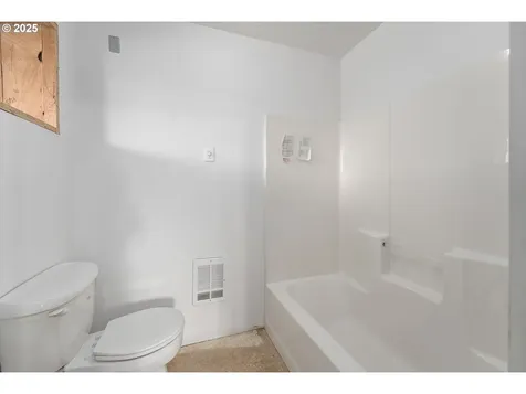 322 Monta Vista Lane Roseburg OR 97471