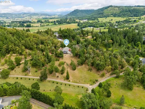 322 Monta Vista Lane Roseburg OR 97471