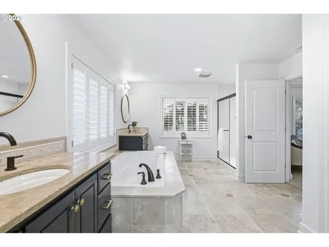 2863 Olympic Street Woodburn OR 97071