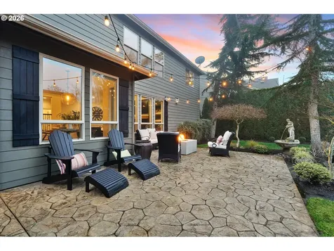 2863 Olympic Street Woodburn OR 97071