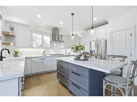 2863 Olympic Street Woodburn OR 97071