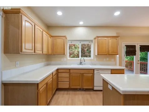 3612 NE 113th Street Vancouver WA 98686