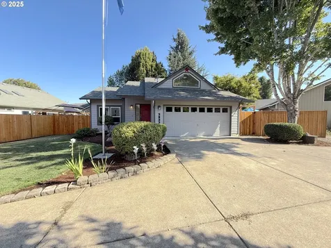 3933 Dorchester Lane Eugene OR 97404