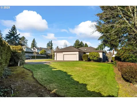 2001 Bay Meadows Drive West Linn OR 97068