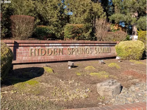 2001 Bay Meadows Drive West Linn OR 97068