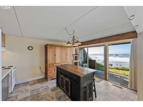 1400 Beach Loop Drive SW Bandon OR 97411
