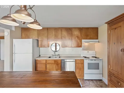 1400 Beach Loop Drive SW Bandon OR 97411