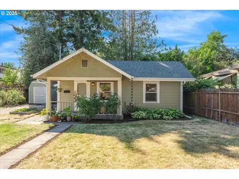 3227 NE 79th Avenue Portland OR 97213